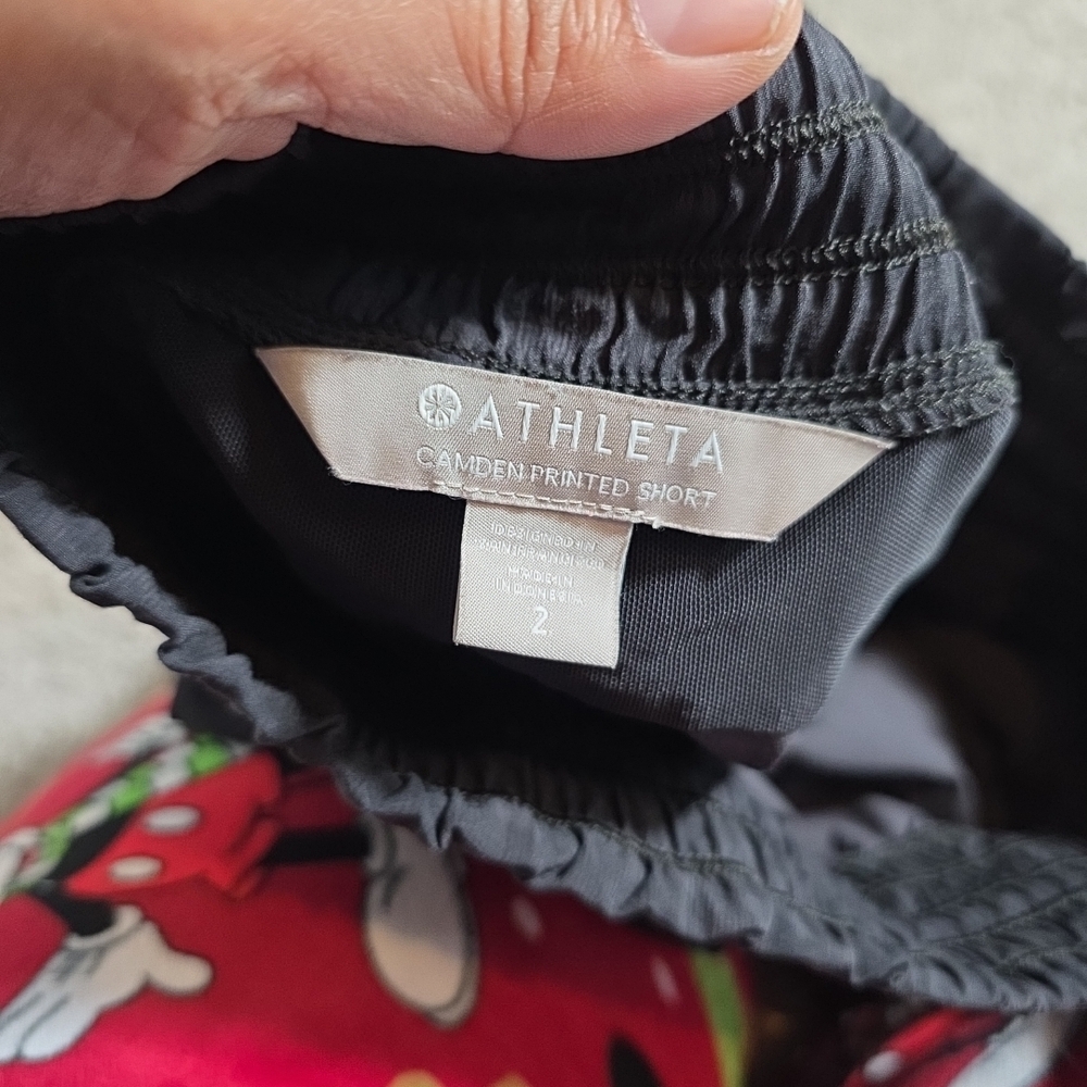 Athleta Camden Printed Shorts Womens 2 Green Lined Running Athletic Zip Pockets - Picture 5 of 9